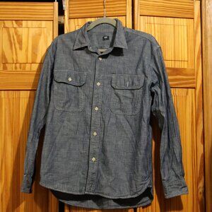 Uniqlo Chambray Work shirt. (Men's Small)